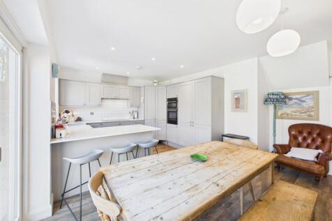 Open Plan Living Dining Kitchen