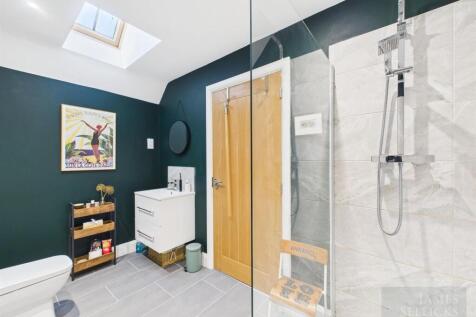Master Ensuite