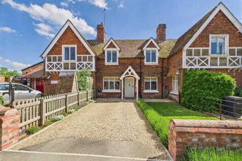 Beautifully finished three bedroom home