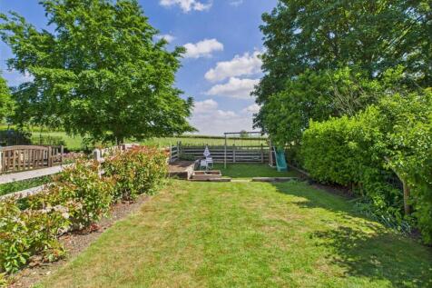 Rear Garden and Views