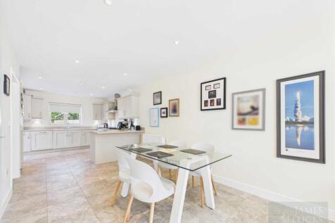 Open Plan Dining Kitchen