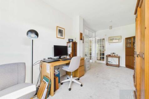 Family room/study