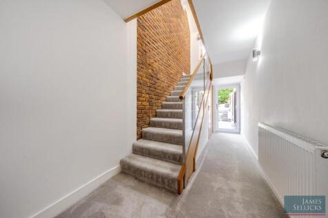 Feature staircase