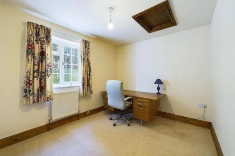 Bedroom/Study