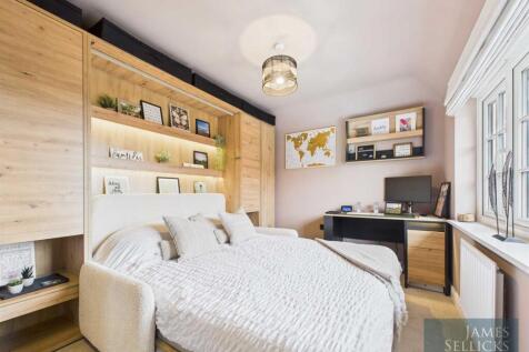 Double Bedroom