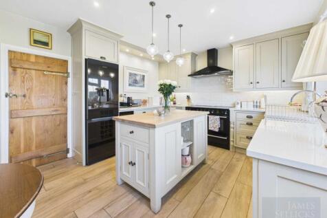 Open Plan Dining Kitchen