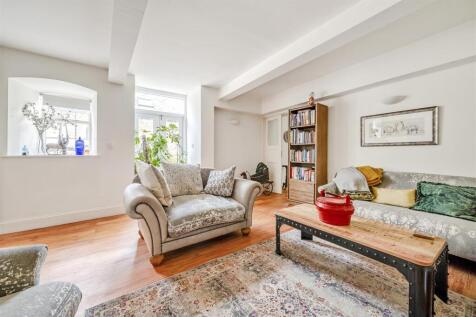 The Coach House -  Sitting room 2.jpg