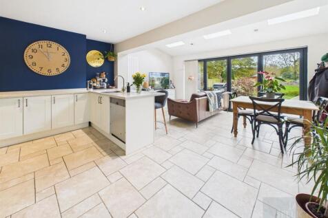 Open Plan Dining Kitchen