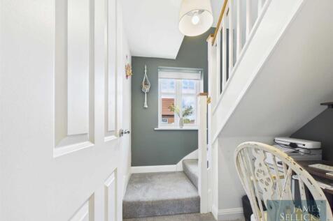 Landing &amp; Staircase to Second Floor