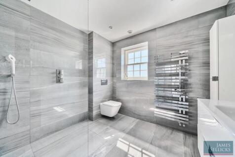 Master Ensuite
