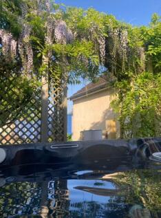 hot tub 1