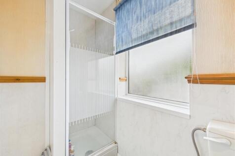 Flat2 - Shower Room