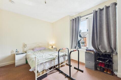 Flat2 - Bedroom