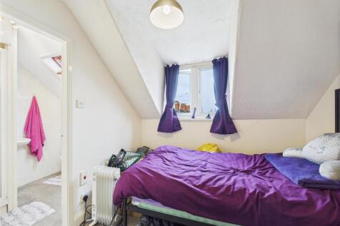 Flat3 - Bedroom