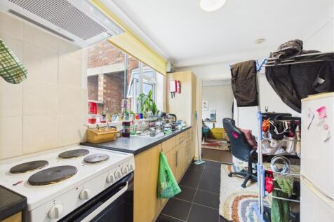 Flat1 - Kitchen