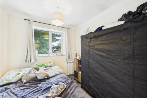 Flat1 - Bedroom