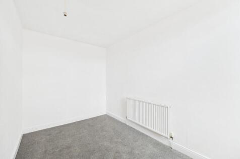 CAM01238G0-PR0531-STILL002.jpg