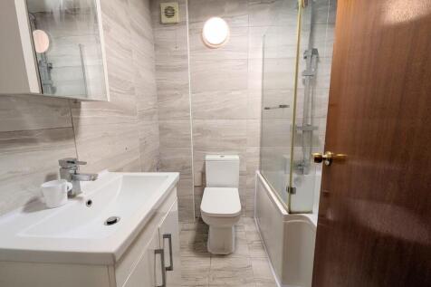 IMG-20251031-WA00...