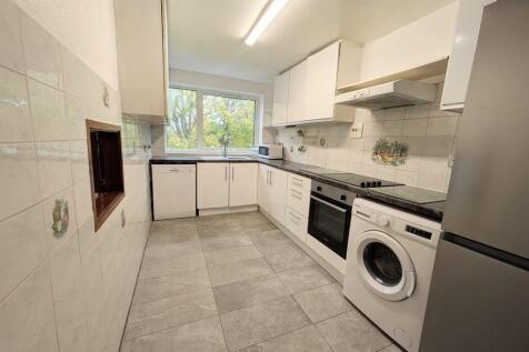 IMG-20251031-WA00...