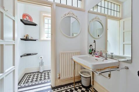 Property Image 31