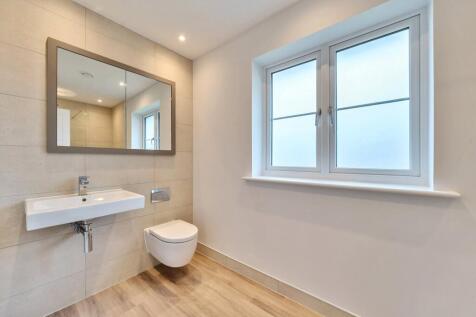 Bedroom 1 En Suite