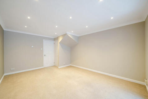 1380902-5-691312d...