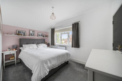 1364570-23-68e650...