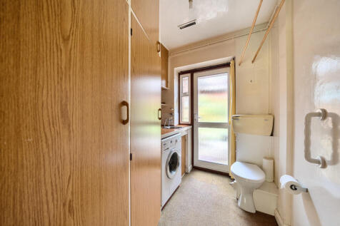 1364649-6-68ee1e5...