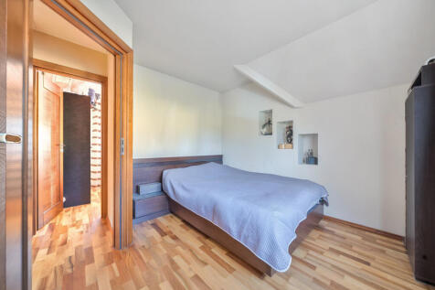 1358788-31-68e3f1...