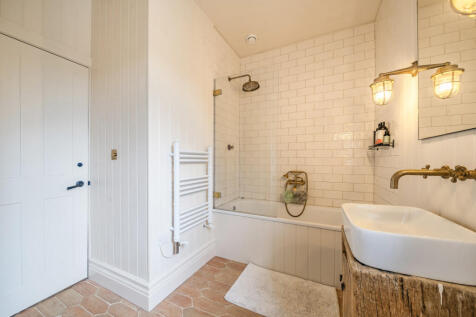 1350440-18-68caf6...