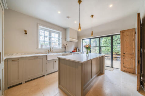 1350440-11-68caf6...