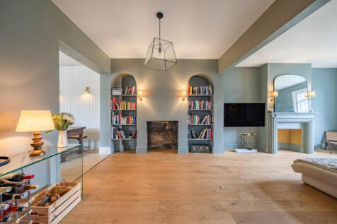 1350440-8-68caf5f...