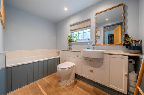 1383706-8-691df61...