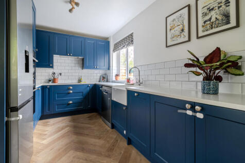 1383706-5-691df60...