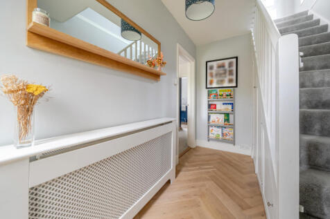 1383706-24-691df6...