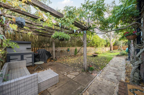 1383706-25-691df6...