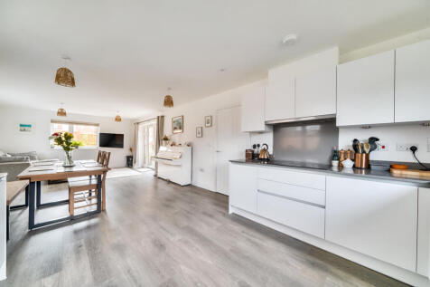 1343929-9-68a73f8...