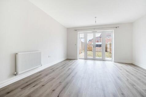 Sitting/Dining Room