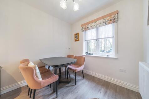 Breakfast Room