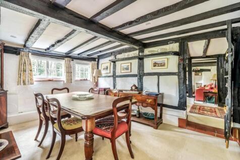 Formal Dining