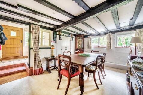Formal Dining