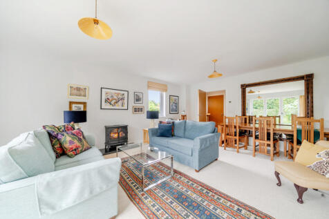 1363739-8-68e4e53...