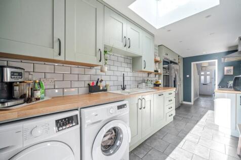 1373311-18-69009a...