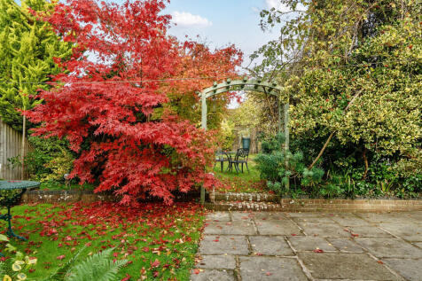 1374033-4-69036f4...