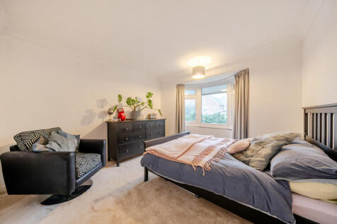 1382521-26-691da4...