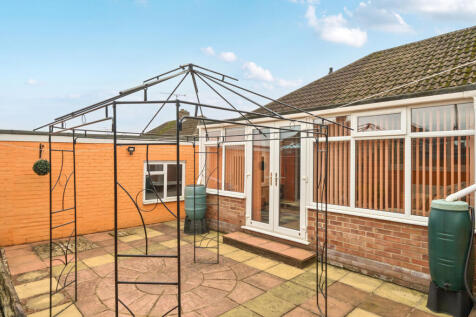 1383078-5-691f1e7...