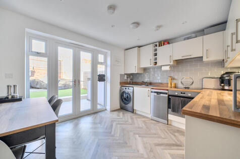 1384989-16-69270d...