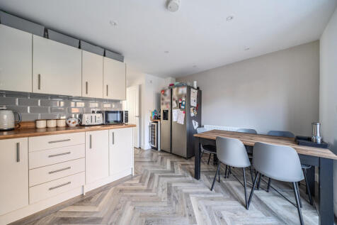 1384989-18-69270d...