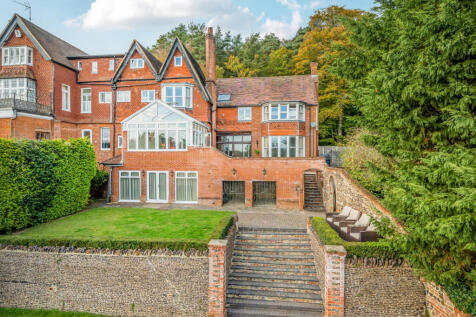 1373662-2-6900e73...