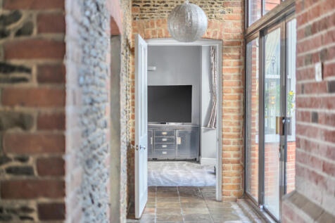 1373662-32-6900e4...